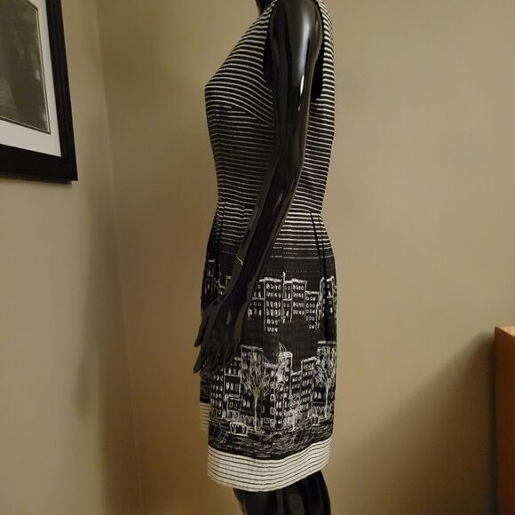 Suzi Chin for Maggy Boutique Dress - Picture 2 of 6